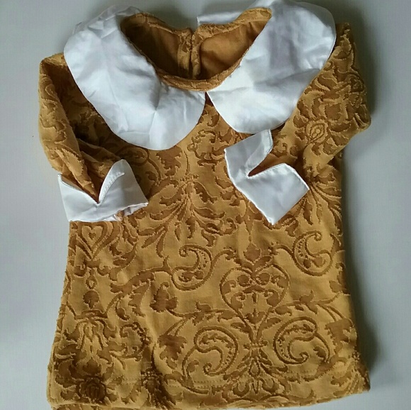 Persnickety | Gold Damask Collared Top - Picture 2 of 6